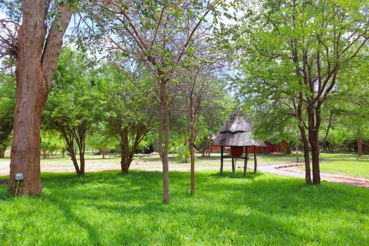 Munga Eco-Lodge Ливингстън Екстериор снимка